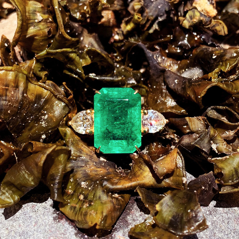 Maria José Jewelry 10.5 Carat African Emerald Ring