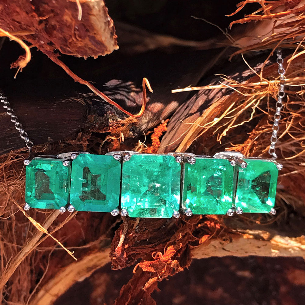 Maria José Jewelry 9.72 Carat Colombian Emerald Necklace