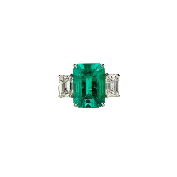 Emerald ring with onyx and diamonds crowned by an African emerald, Louis  Vuitton